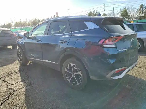 KNDPVCAGXP7050984 2023 KIA SPORTAGE - Image 2