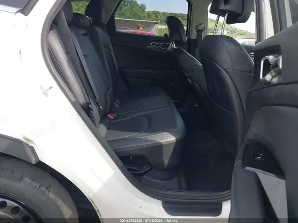 KNDPVCAGXP7066814 2023 KIA SPORTAGE - Image 8