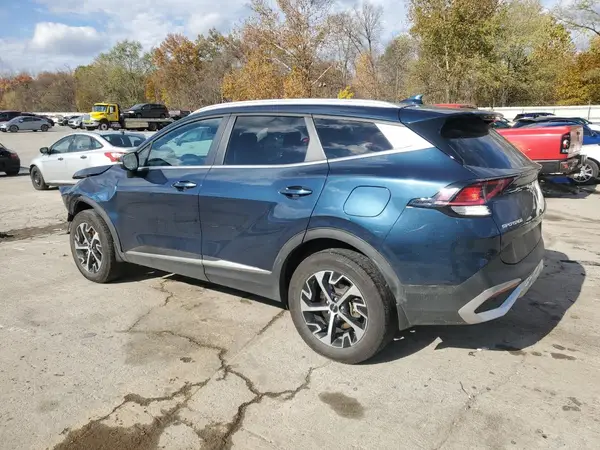 KNDPVCAGXP7102663 2023 KIA SPORTAGE - Image 2