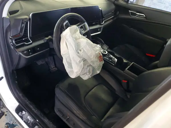 KNDPVCAGXP7111458 2023 KIA SPORTAGE - Image 8