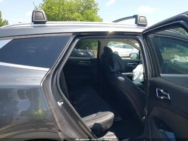 KNDPVCDF3R7225579 2024 KIA SPORTAGE - Image 8