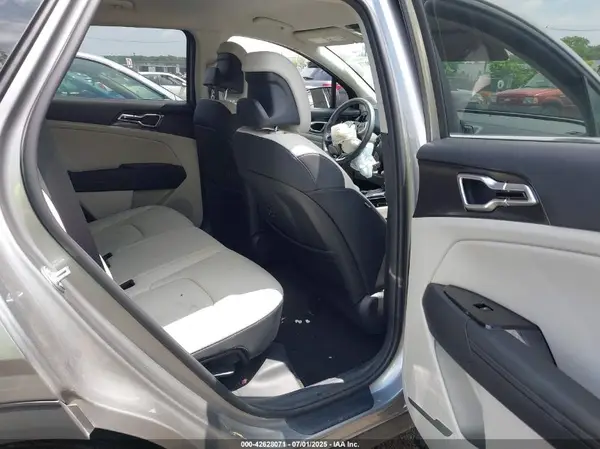 KNDPVCDF3S7355772 2025 KIA SPORTAGE - Image 8