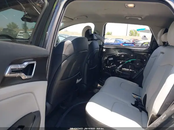 KNDPVCDF4R7249972 2024 KIA SPORTAGE - Image 8