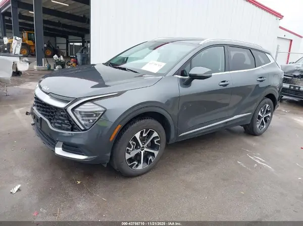 KNDPVCDF4R7251902 2024 KIA SPORTAGE - Image 2