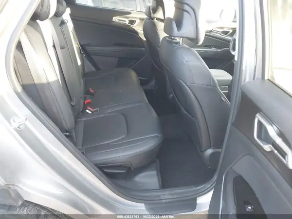 KNDPVCDF4S7331058 2025 KIA SPORTAGE - Image 8
