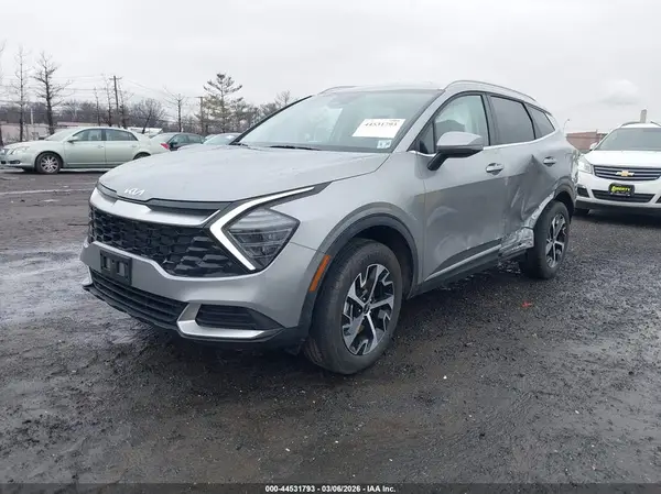 KNDPVCDF4S7418684 2025 KIA SPORTAGE - Image 2