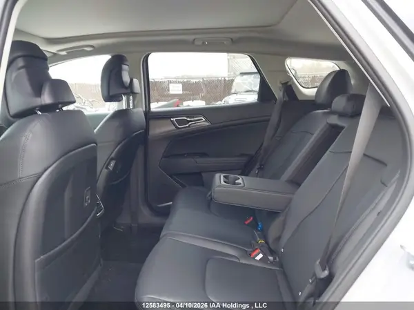 KNDPVCDF6T7471033 2026 KIA SPORTAGE - Image 8