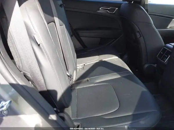 KNDPVCDF8R7277239 2024 KIA SPORTAGE - Image 8