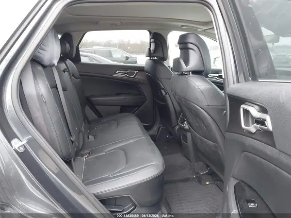 KNDPVCDG0R7167925 2024 KIA SPORTAGE - Image 8