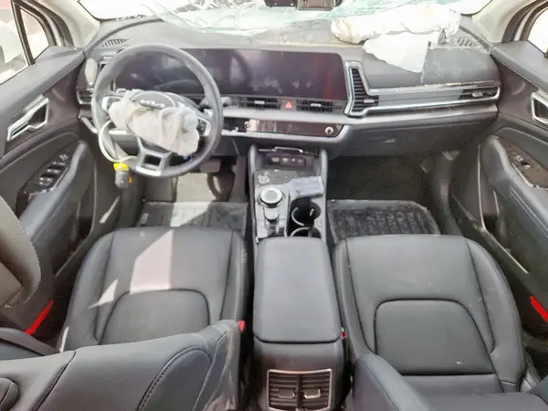KNDPVCDG0S7196380 2025 KIA SPORTAGE - Image 8