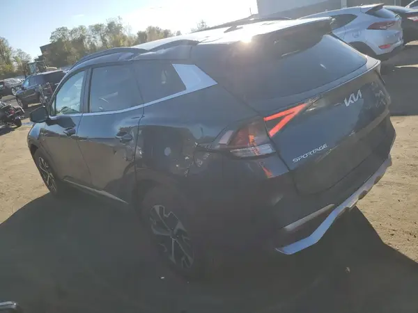 KNDPVCDG1R7123738 2024 KIA SPORTAGE - Image 2