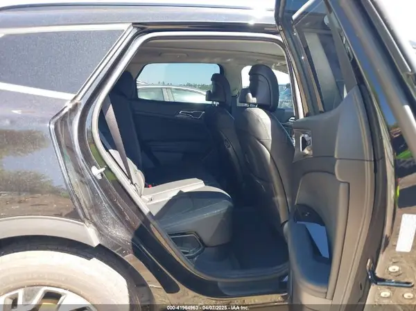 KNDPVCDG1R7136182 2024 KIA SPORTAGE - Image 8