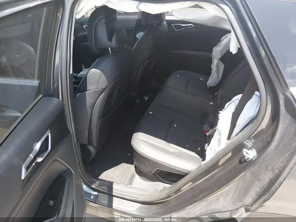 KNDPVCDG1S7262192 2025 KIA SPORTAGE - Image 8