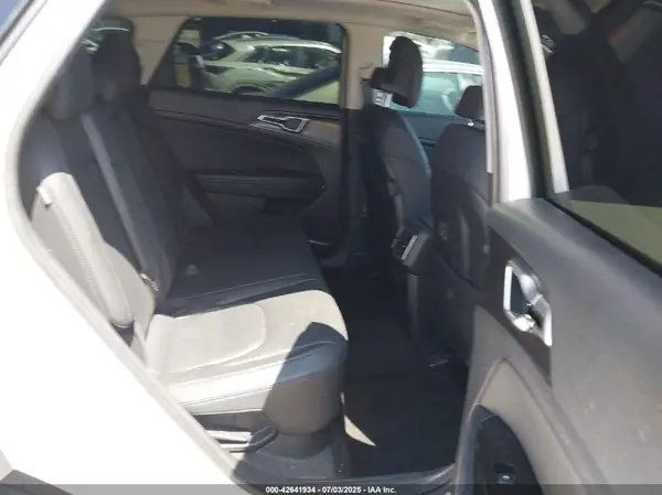 KNDPVCDG2R7125031 2024 KIA SPORTAGE - Image 8