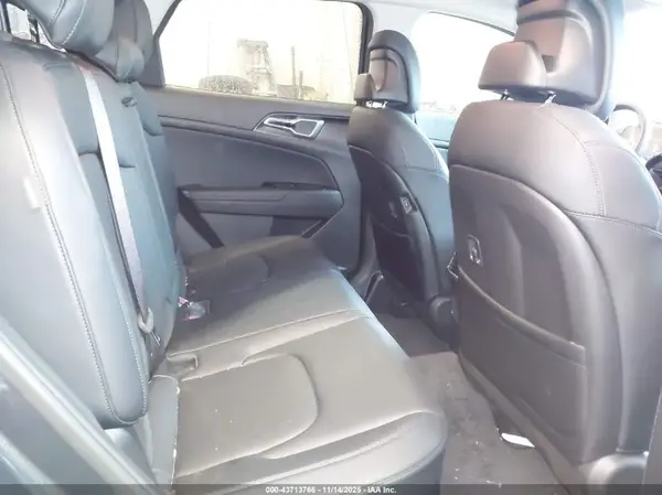 KNDPVCDG2S7234899 2025 KIA SPORTAGE - Image 8