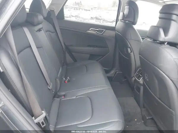 KNDPVCDG3S7198009 2025 KIA SPORTAGE - Image 8