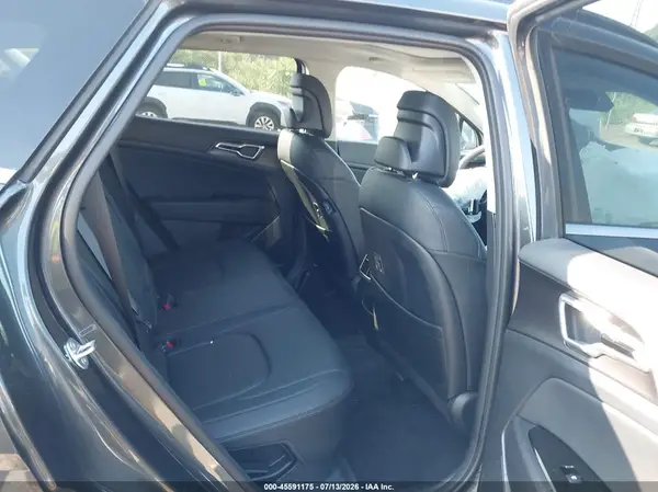 KNDPVCDG3S7207632 2025 KIA SPORTAGE - Image 8