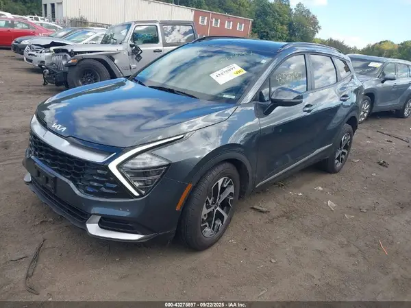 KNDPVCDG3S7243532 2025 KIA SPORTAGE - Image 2