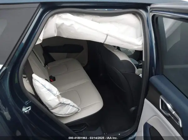 KNDPVCDG6R7169226 2024 KIA SPORTAGE - Image 8