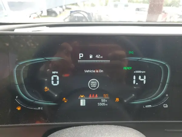 KNDPVCDG7S7194920 2025 KIA SPORTAGE - Image 8