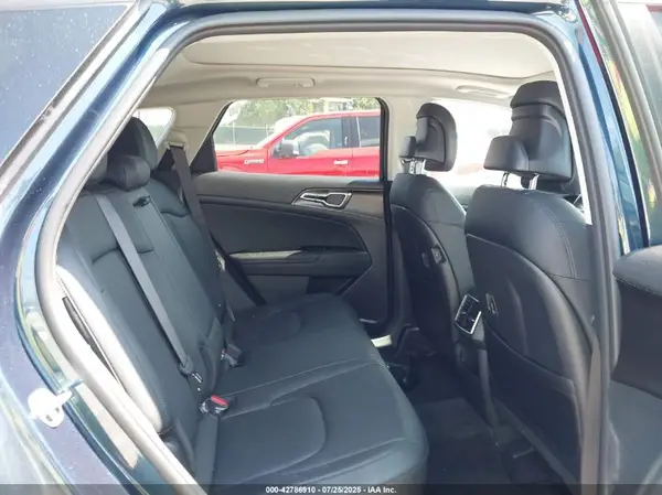 KNDPVCDG7S7201784 2025 KIA SPORTAGE - Image 8