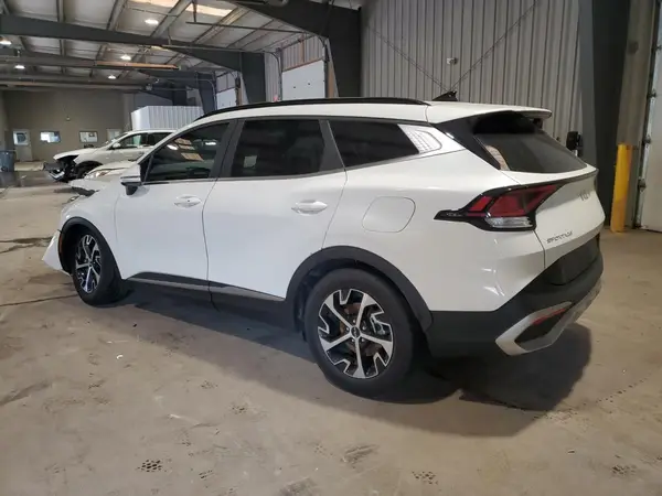KNDPVCDG8R7158230 2024 KIA SPORTAGE - Image 2