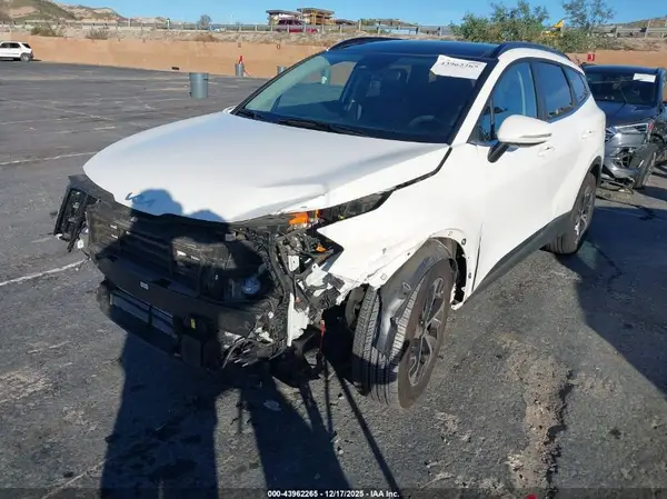 KNDPVCDG8S7190052 2025 KIA SPORTAGE - Image 2