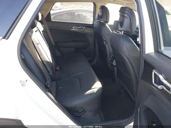 KNDPVCDG8S7190052 2025 KIA SPORTAGE - Image 8