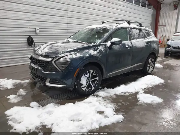 KNDPVCDG8S7217301 2025 KIA SPORTAGE - Image 2