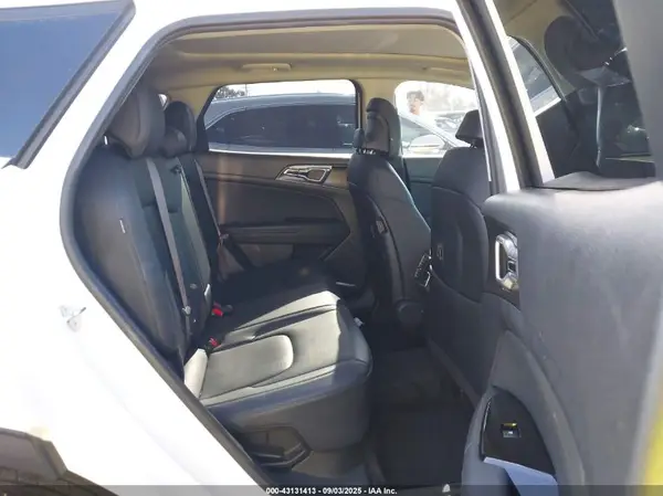 KNDPVCDG9R7123082 2024 KIA SPORTAGE - Image 8