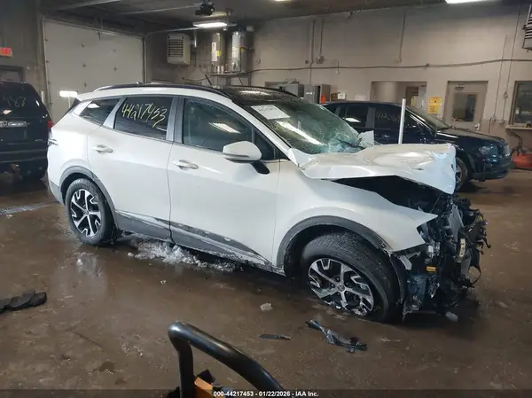 KNDPVCDGXR7134706 2024 KIA SPORTAGE - Image 1
