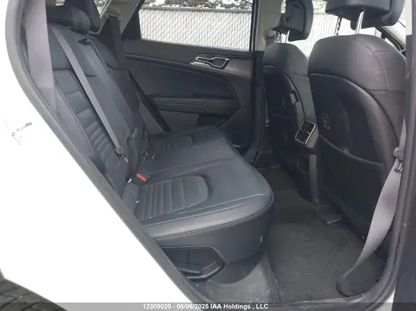 KNDPVDAH5P7087469 2023 KIA SPORTAGE - Image 8