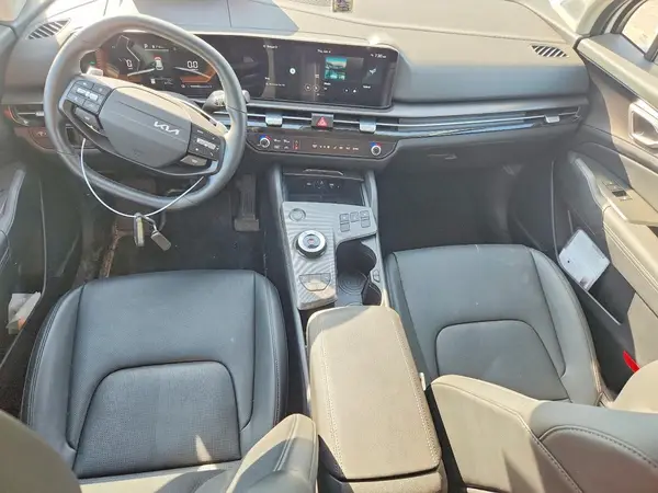 KNDPVDDG2T7268218 2026 KIA SPORTAGE - Image 8