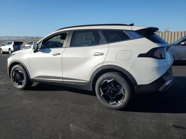 KNDPVDDG5T7284512 2026 KIA SPORTAGE - Image 2
