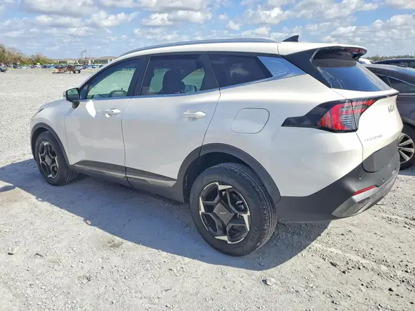 KNDPVDDG6T7332969 2026 KIA SPORTAGE - Image 2