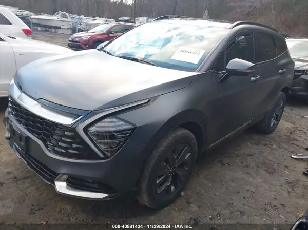 KNDPXCAG1P7045070 2023 KIA SPORTAGE - Image 2