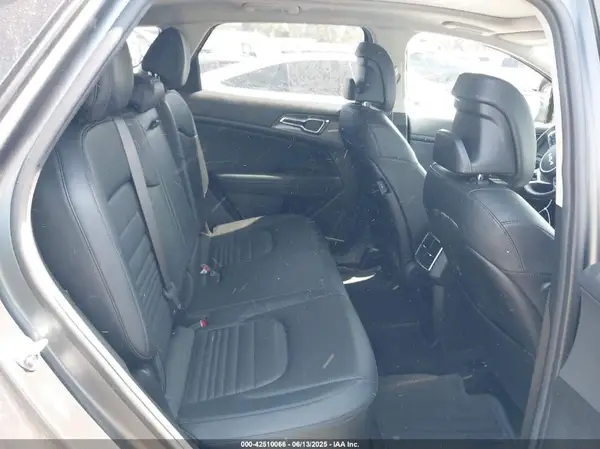 KNDPXCAG2P7039200 2023 KIA SPORTAGE - Image 8