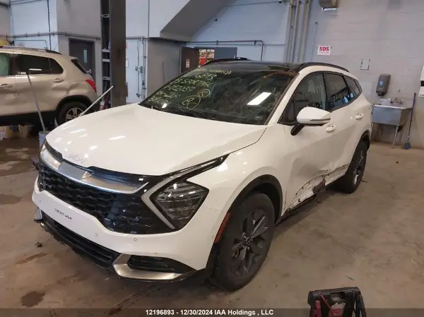 KNDPXCAG5P7052037 2023 KIA SPORTAGE - Image 2