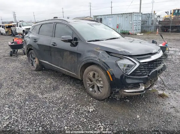 KNDPXCAGXP7020555 2023 KIA SPORTAGE - Image 1