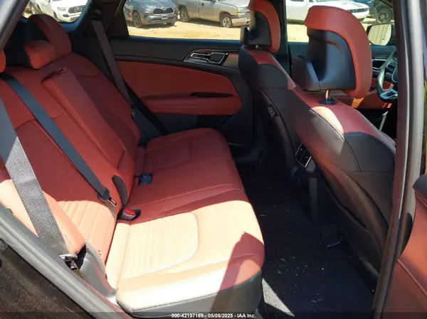 KNDPXCDG4S7188972 2025 KIA SPORTAGE - Image 8