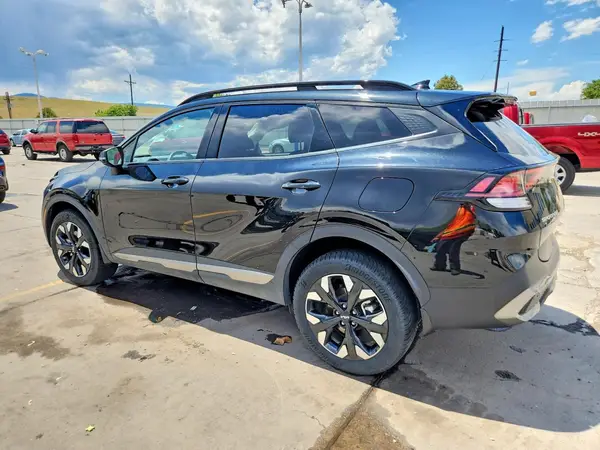 KNDPYDAH9P7104720 2023 KIA SPORTAGE - Image 2