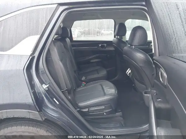 KNDRG4LG0N5074483 2022 KIA SORENTO - Image 8