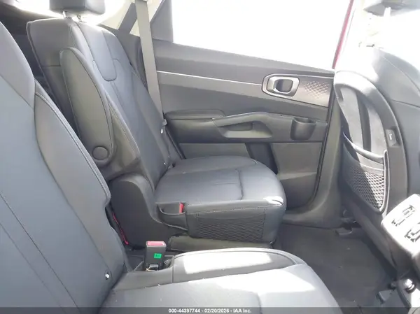 KNDRG4LG2M5055240 2021 KIA SORENTO - Image 8