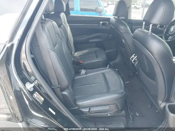 KNDRG4LG3M5038379 2021 KIA SORENTO - Image 8