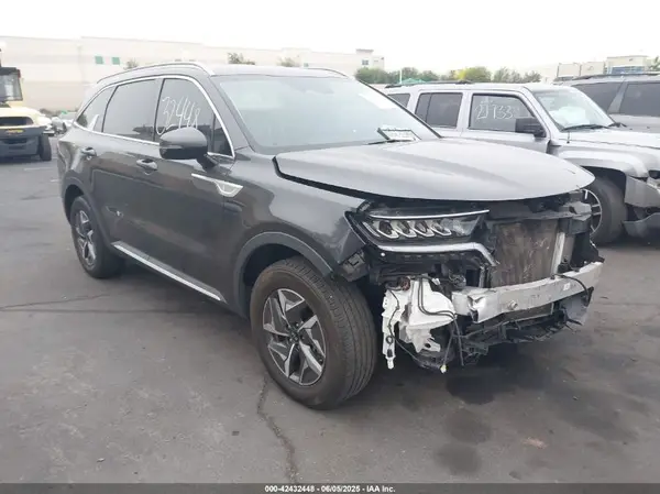 KNDRG4LG9M5036880 2021 KIA SORENTO - Image 1
