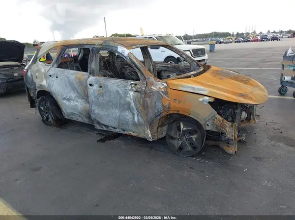KNDRG4LGXN5113516 2022 KIA SORENTO - Image 1