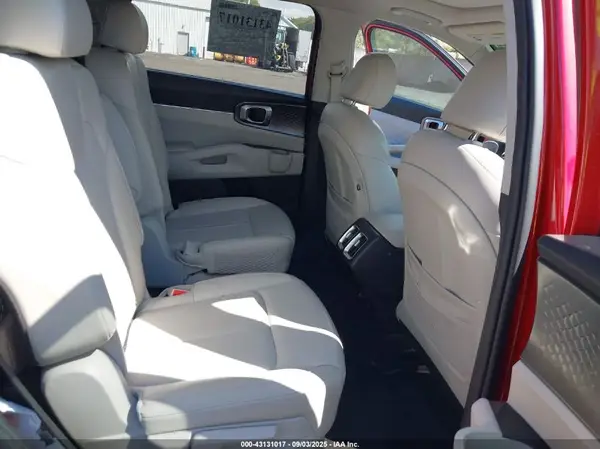 KNDRH4LG0M5024470 2021 KIA SORENTO - Image 8