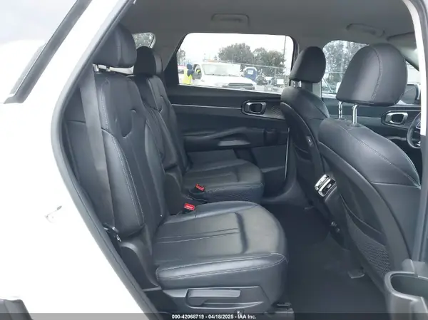 KNDRH4LG1P5223144 2023 KIA SORENTO - Image 8