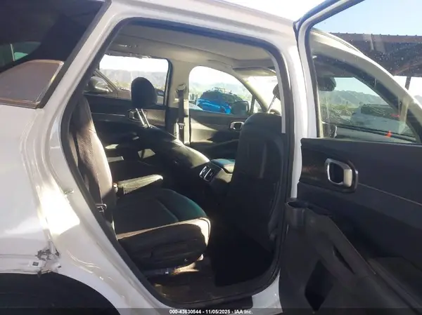 KNDRH4LG2M5035468 2021 KIA SORENTO - Image 8