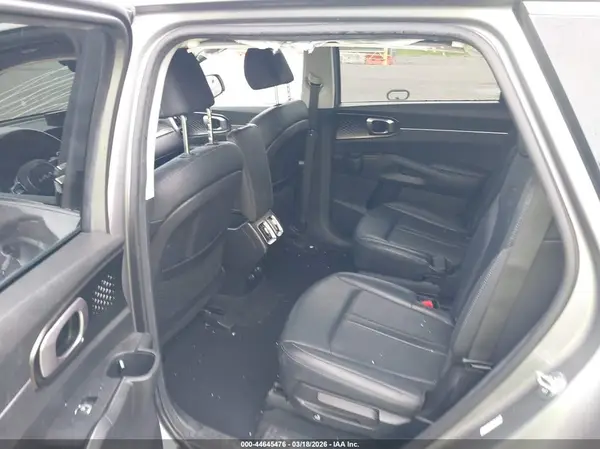 KNDRH4LG2P5228644 2023 KIA SORENTO - Image 8